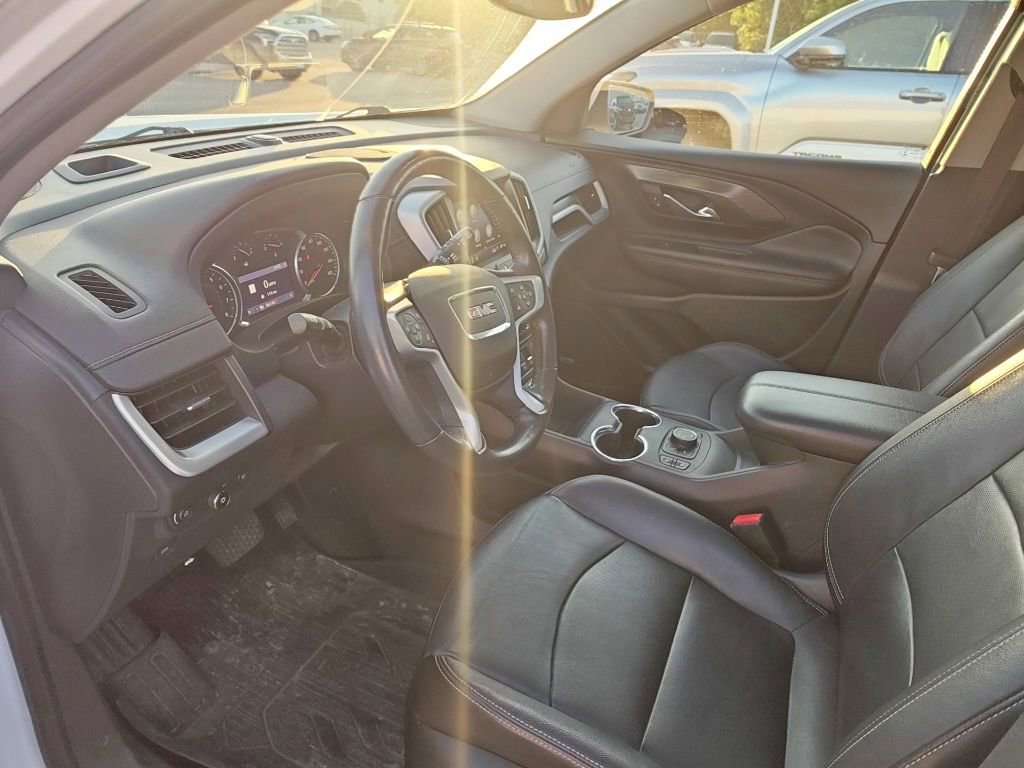 Used 2021 GMC Terrain SLT w/ Infotainment Package II AWD/4WD image 9