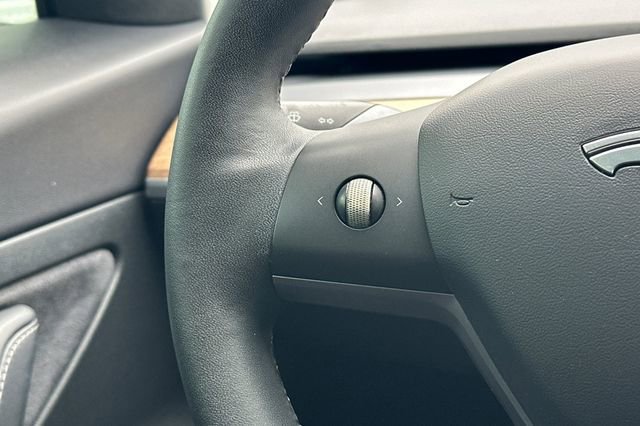 Used 2020 Tesla Model 3 RWD image 26