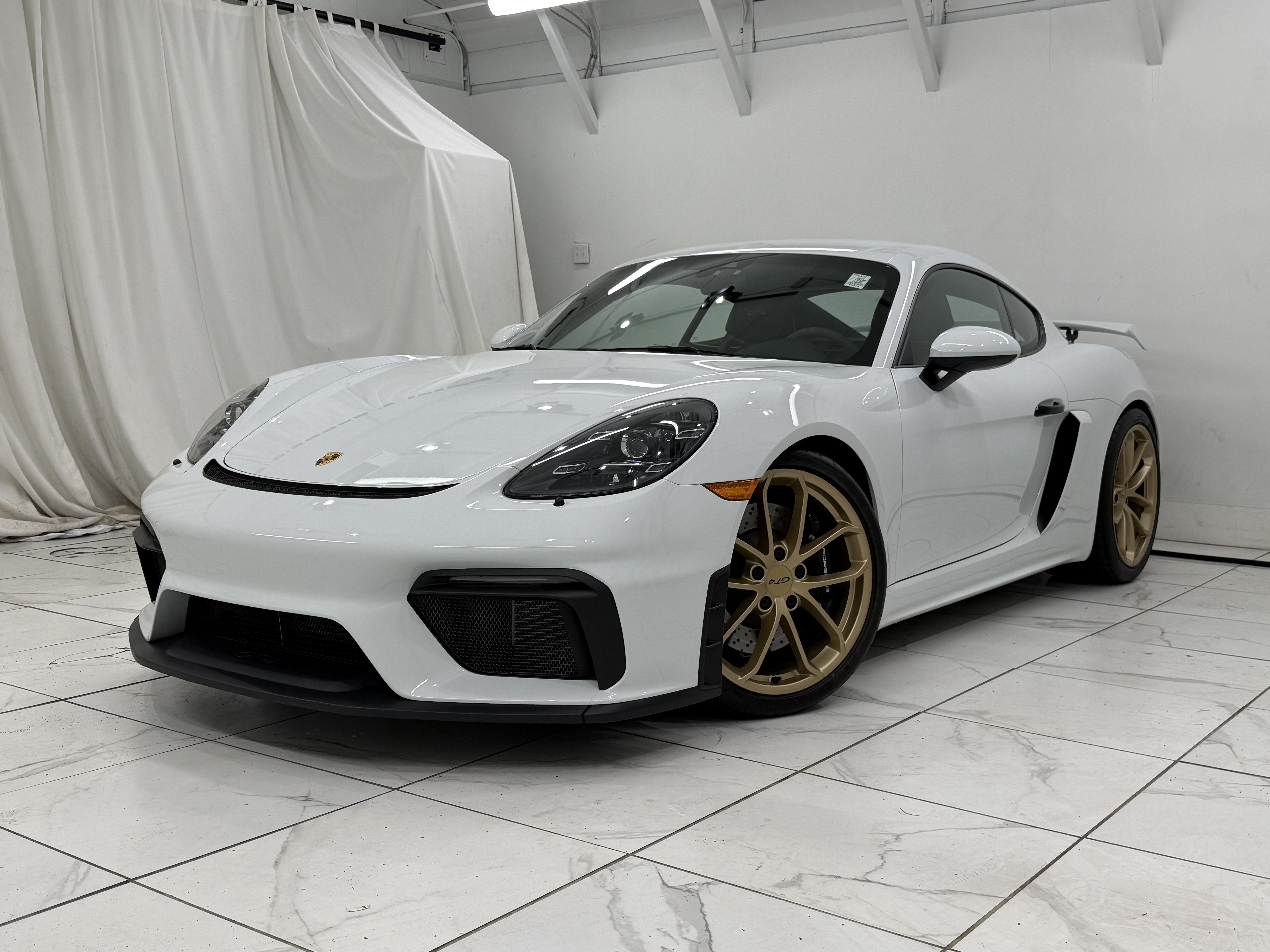 Certified 2022 Porsche 718 Cayman GT4 RWD image 7