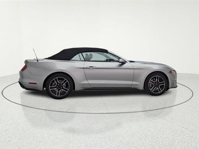 Used 2023 Ford Mustang Premium image 5
