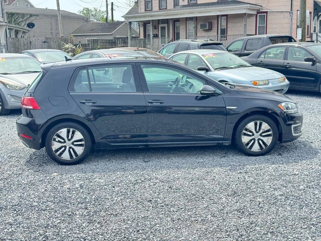 Used 2019 Volkswagen e-Golf SE w/ Driver Assistance Package FWD image 5