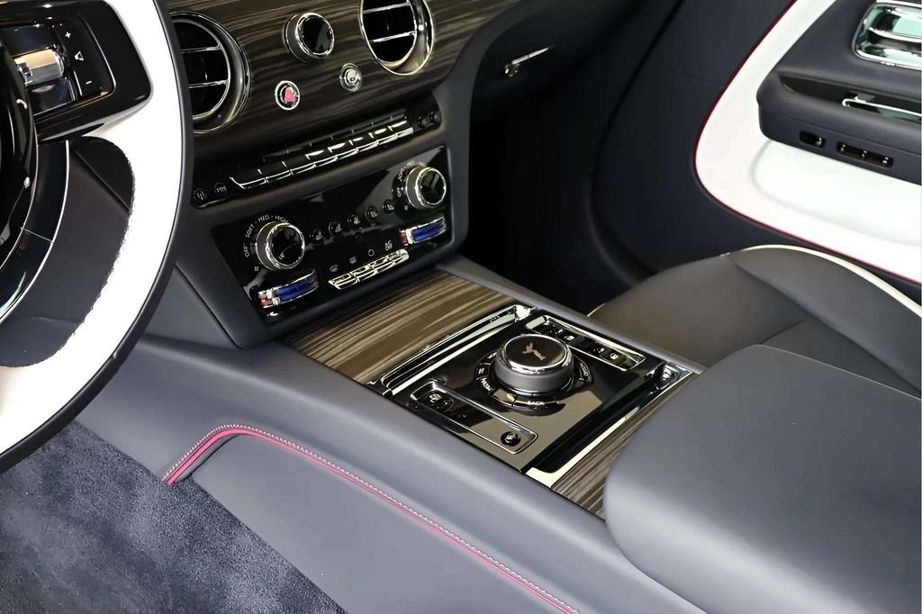 Certified 2024 Rolls-Royce Spectre w/ Spectre Launch Package AWD/4WD image 17