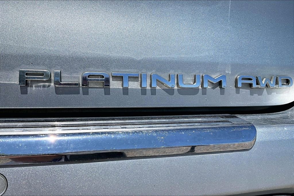 Used 2023 Toyota Highlander Platinum AWD/4WD image 8