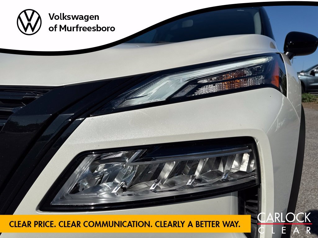Used 2023 Nissan Rogue SV w/ SV Premium B Package FWD image 10