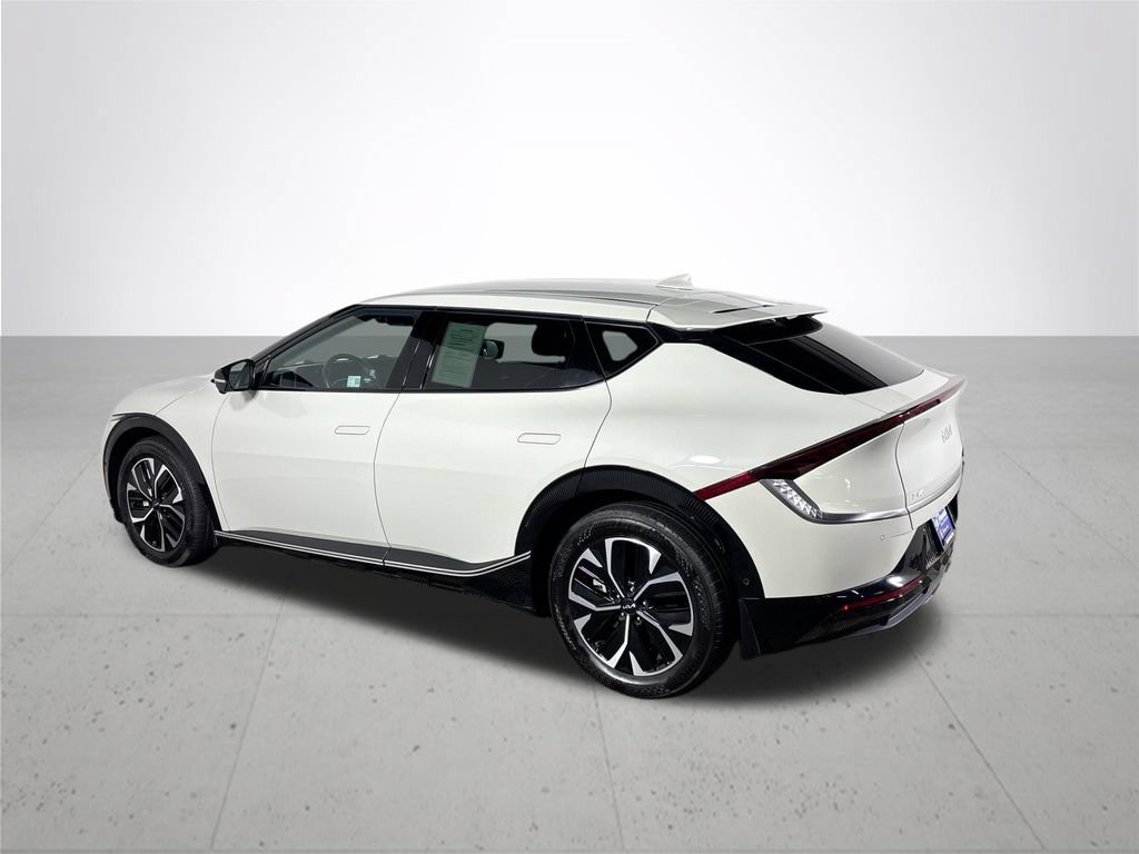 Used 2023 Kia EV6 Wind w/ Wind Technology Package AWD/4WD image 8