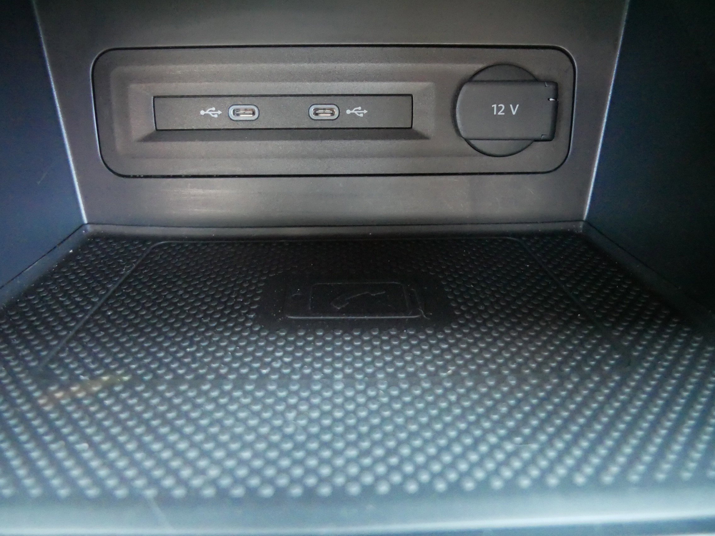 Certified 2023 Volkswagen Atlas Cross Sport SEL Premium R-Line image 29