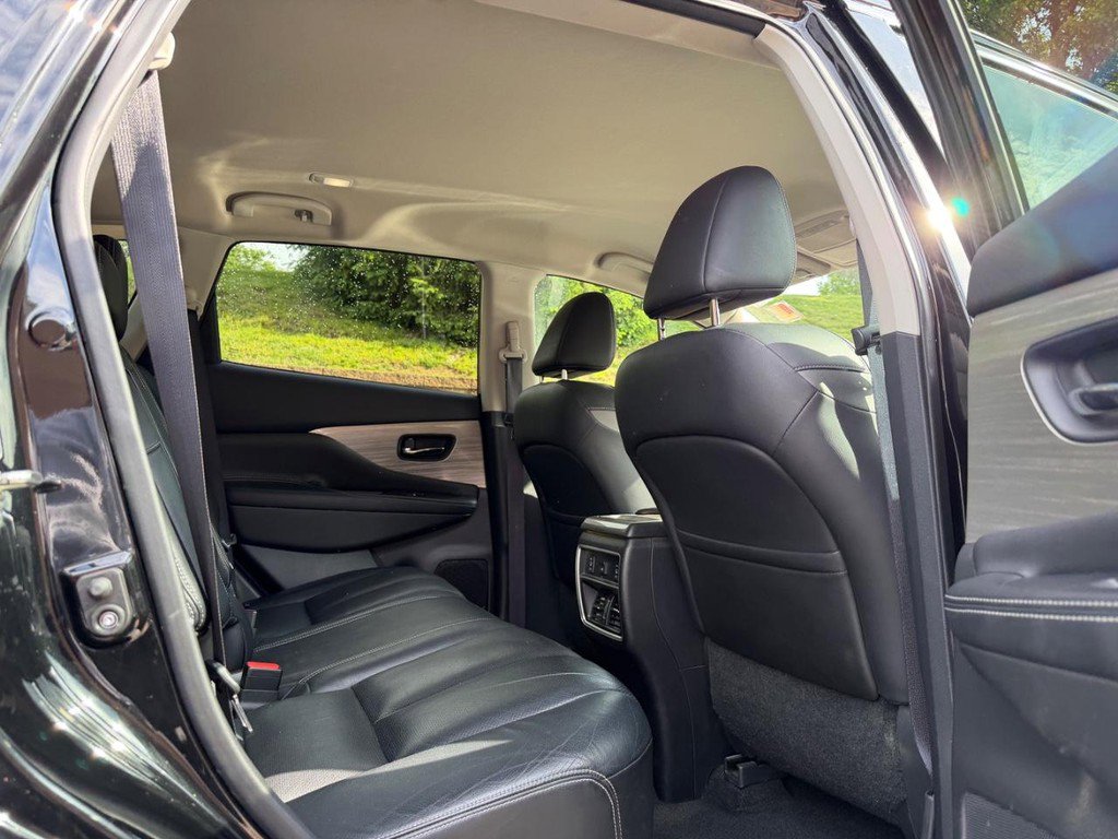 Used 2015 Nissan Murano Platinum w/ Cargo Package FWD image 10