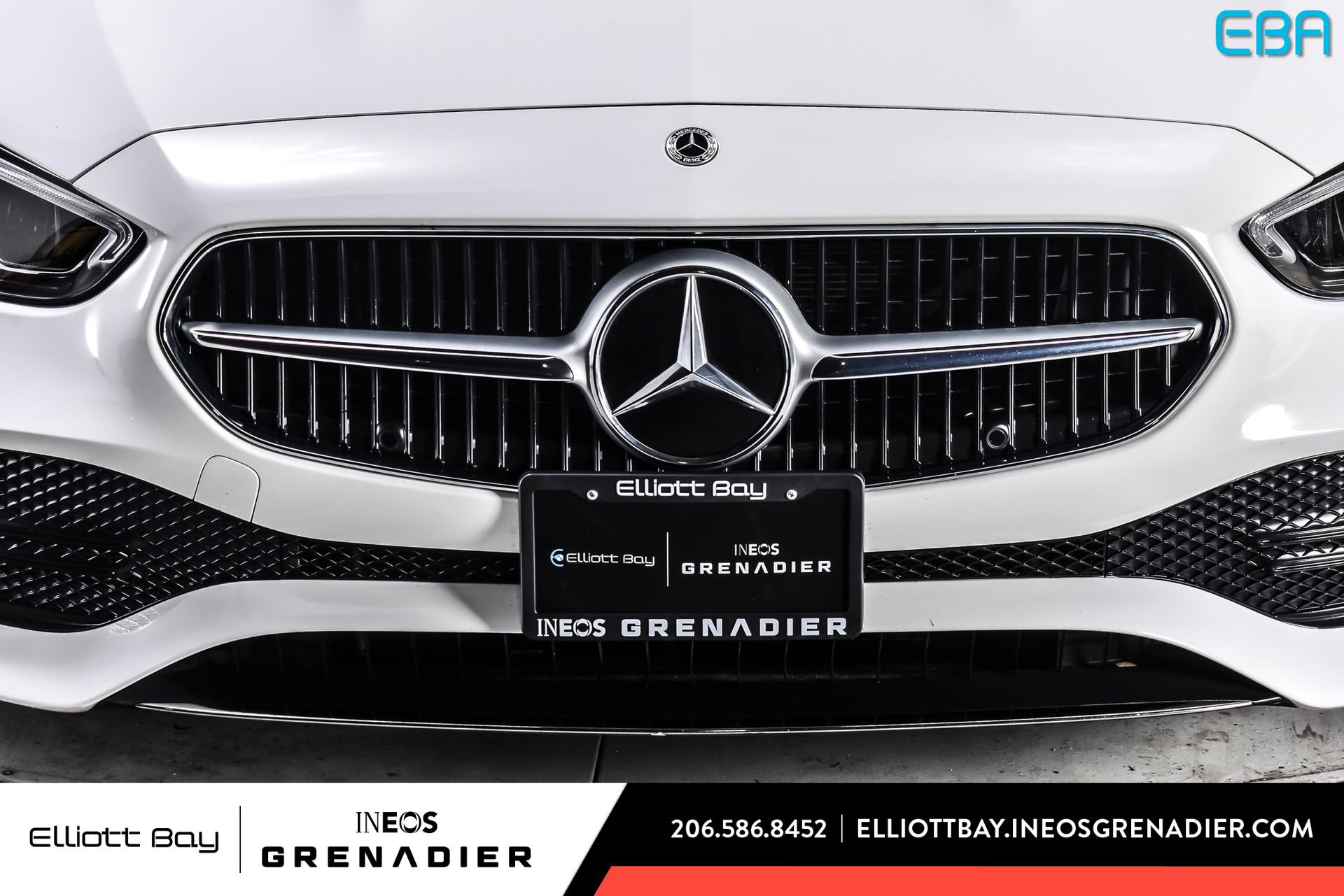Used 2025 Mercedes-Benz C 300 4MATIC Sedan image 9