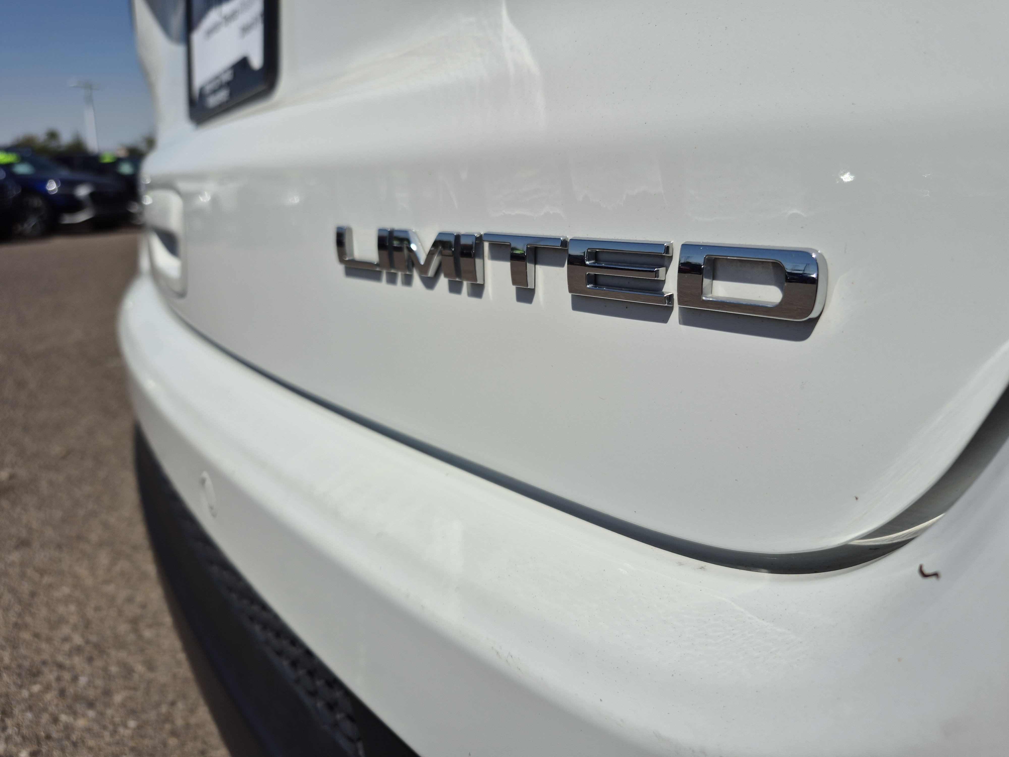 Used 2025 Jeep Compass Limited AWD/4WD image 19