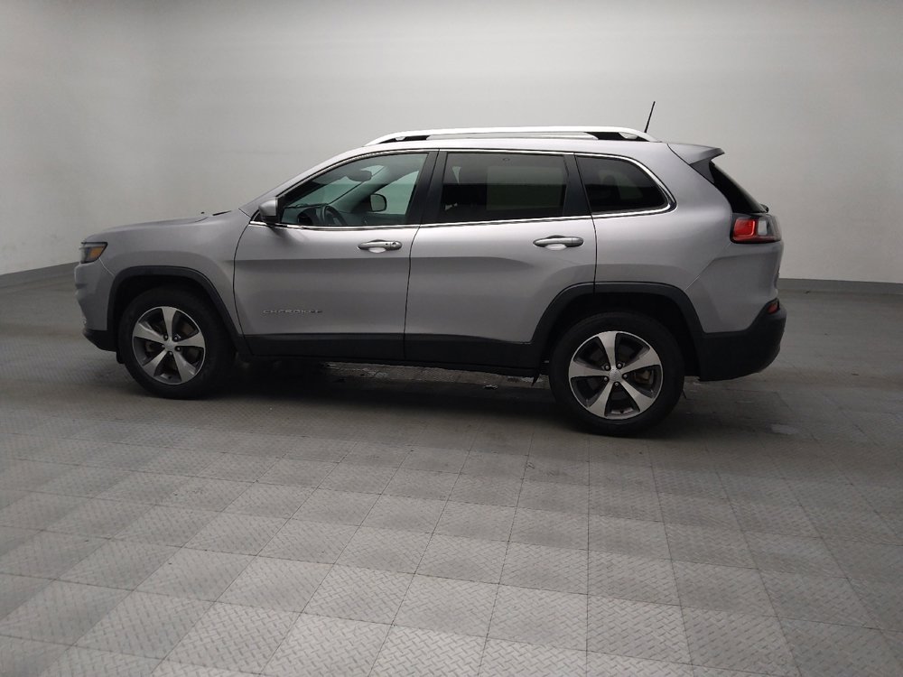 Used 2020 Jeep Cherokee Limited image 3