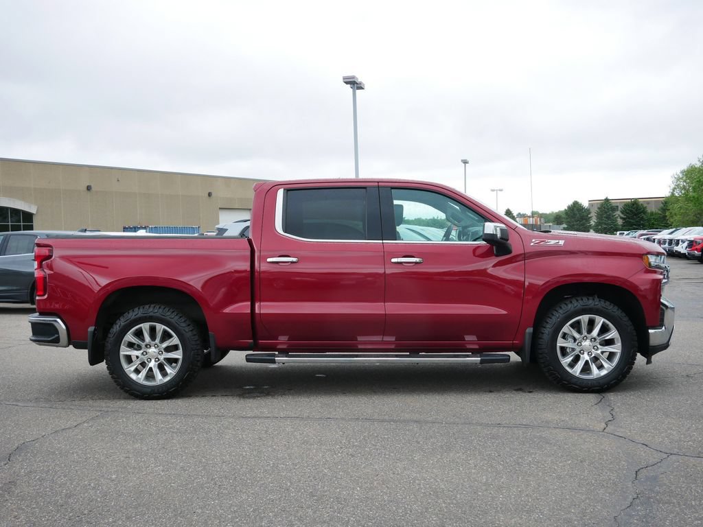 Used 2020 Chevrolet Silverado 1500 LTZ w/ LTZ Premium Package AWD/4WD image 11