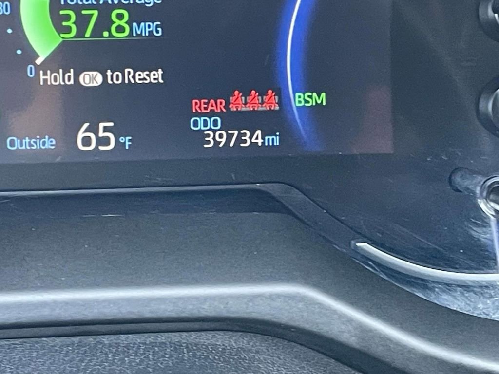 Used 2024 Toyota RAV4 AWD Hybrid image 37