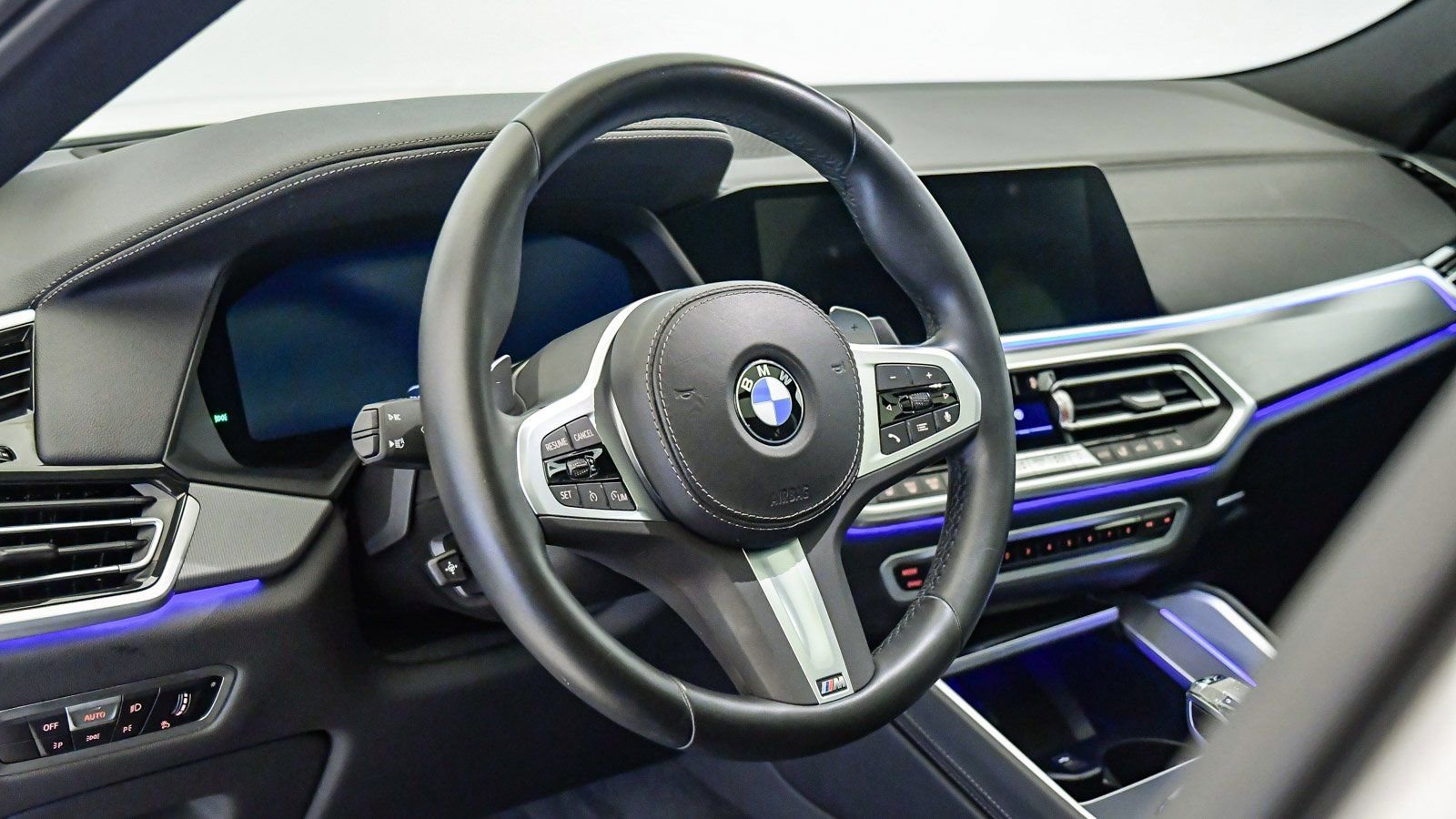 Certified 2023 BMW X6 xDrive40i w/ M Sport Package image 21