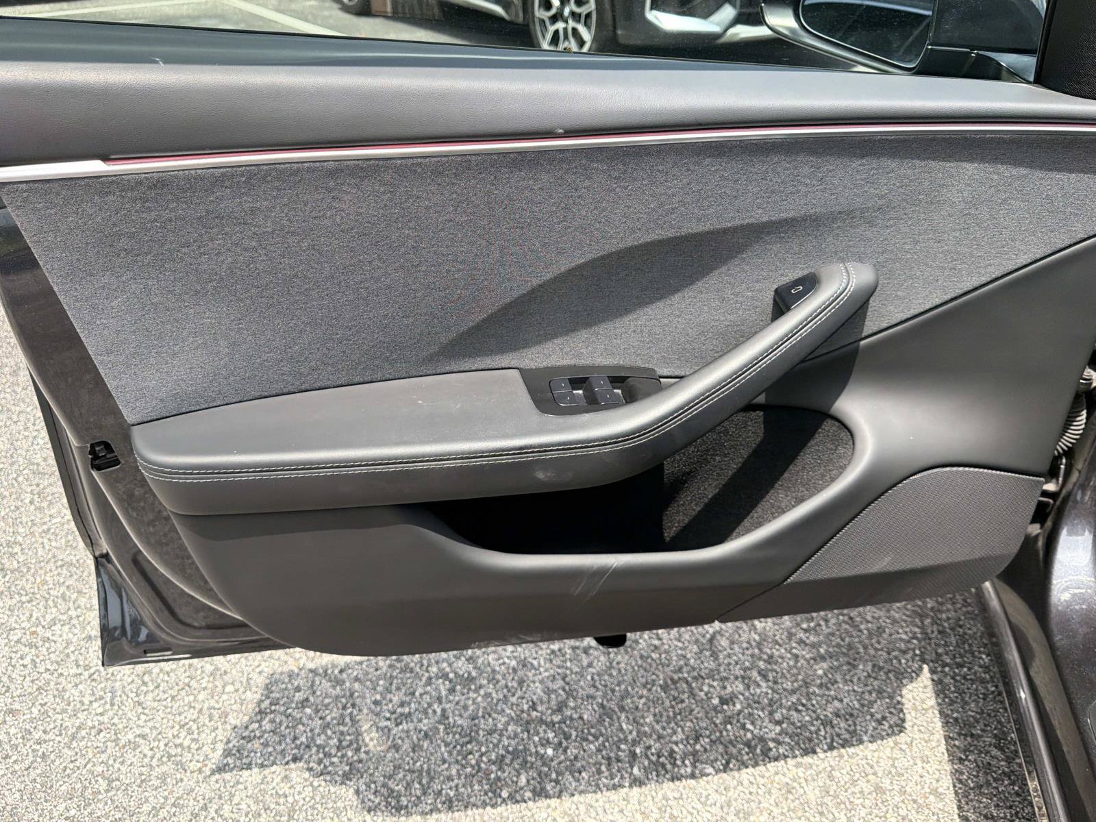Used 2024 Tesla Model 3 Standard Range RWD image 17