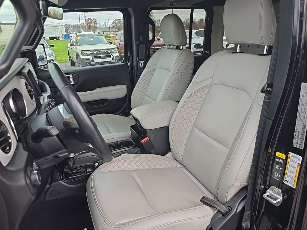 Used 2021 Jeep Wrangler Unlimited Sahara image 17