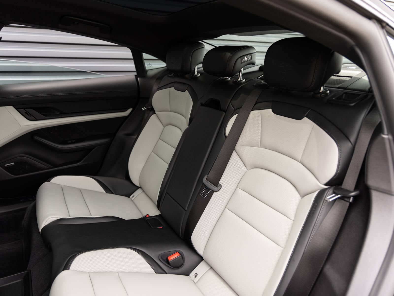 New 2026 Porsche Taycan AWD/4WD image 23