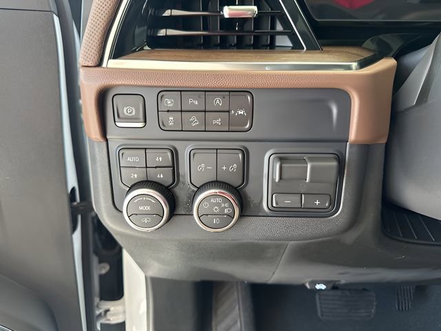 New 2026 Chevrolet Tahoe High Country image 15