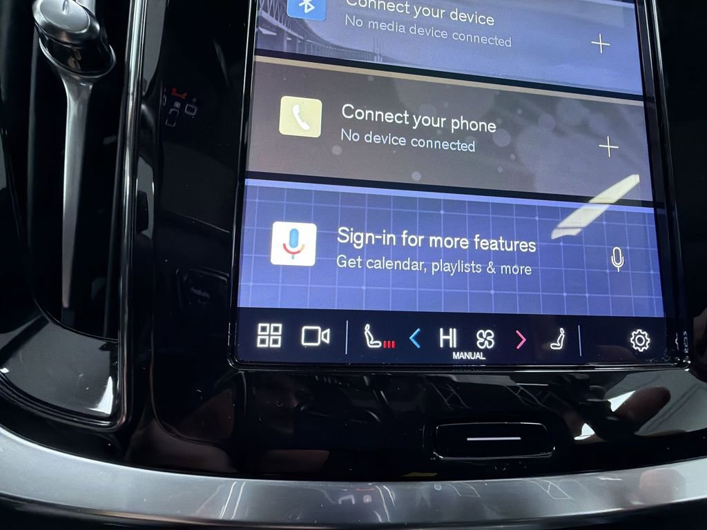 Used 2025 Volvo S60 B5 Core image 15