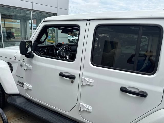 Used 2019 Jeep Wrangler Unlimited Sahara w/ Advanced Safety Group AWD/4WD image 4