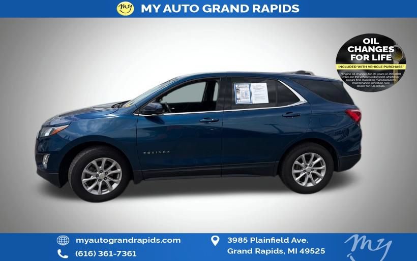 Used 2020 Chevrolet Equinox LT w/ Driver Convenience Package FWD image 2