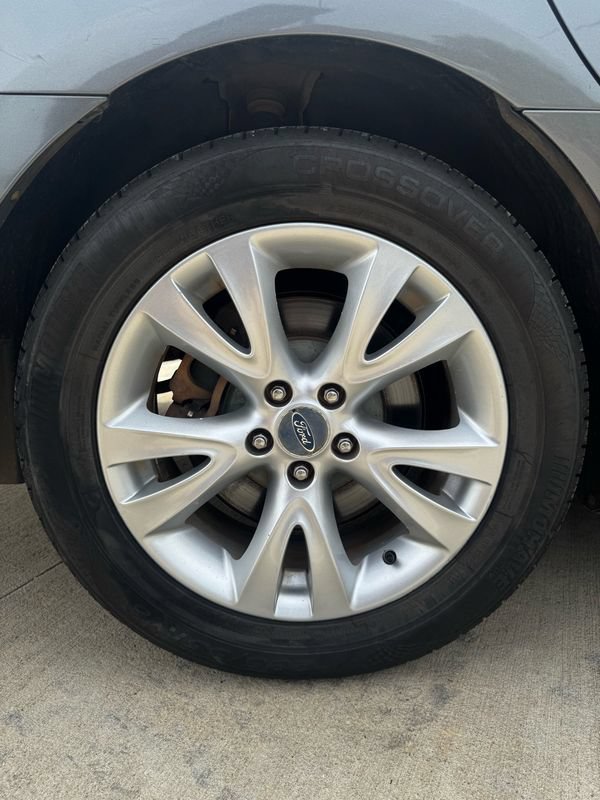 Used 2011 Ford Taurus SEL w/ 201A Rapid Spec Order Code FWD image 18