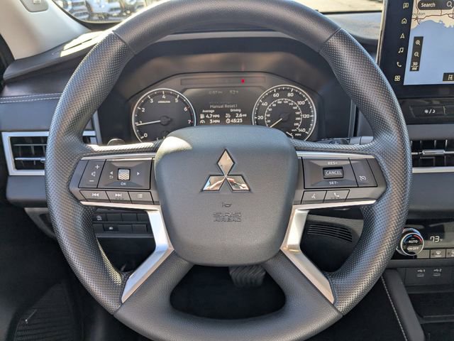 New 2025 Mitsubishi Outlander ES image 31