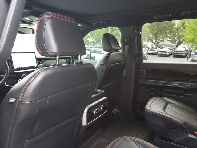 Used 2023 Ford Expedition Limited RWD image 9