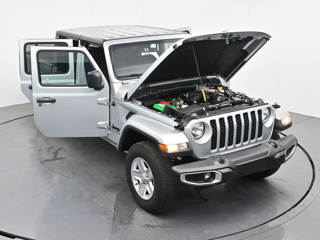 Used 2023 Jeep Gladiator Sport AWD/4WD image 35