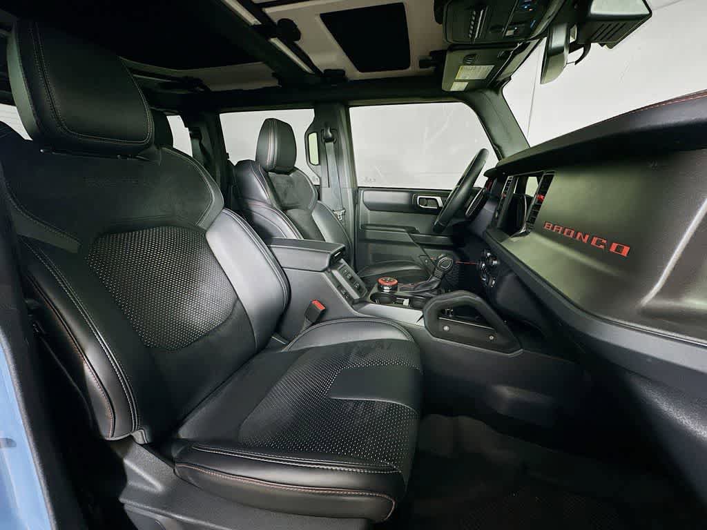 Certified 2025 Ford Bronco Raptor w/ Interior Carbon Fiber Pack AWD/4WD image 15