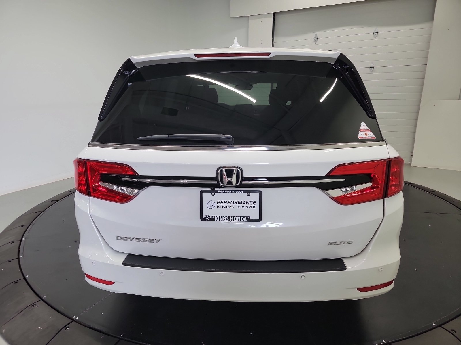 Certified 2023 Honda Odyssey Elite image 8