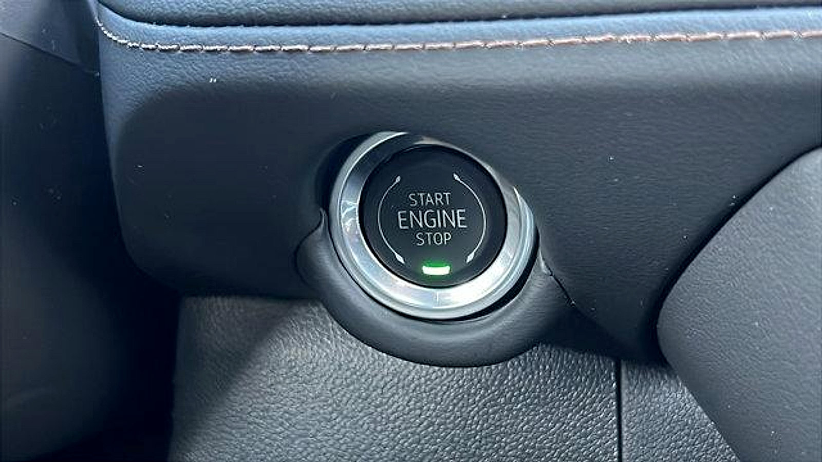 New 2026 Chevrolet Suburban High Country image 33