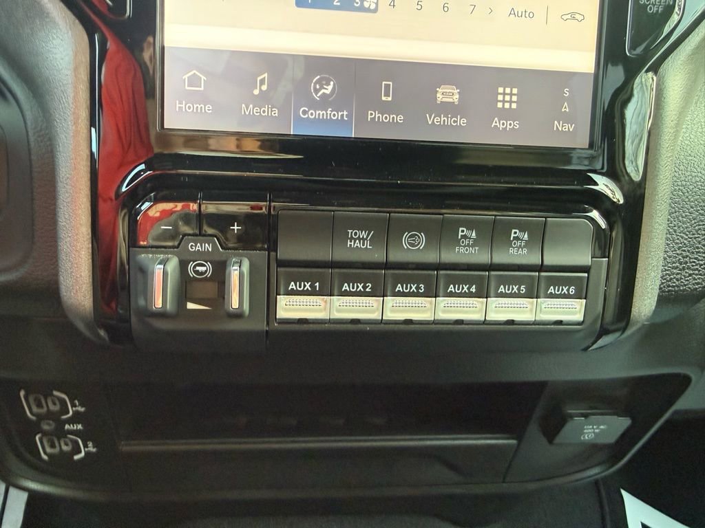 New 2025 RAM 2500 Tradesman w/ Safety Group AWD/4WD image 42