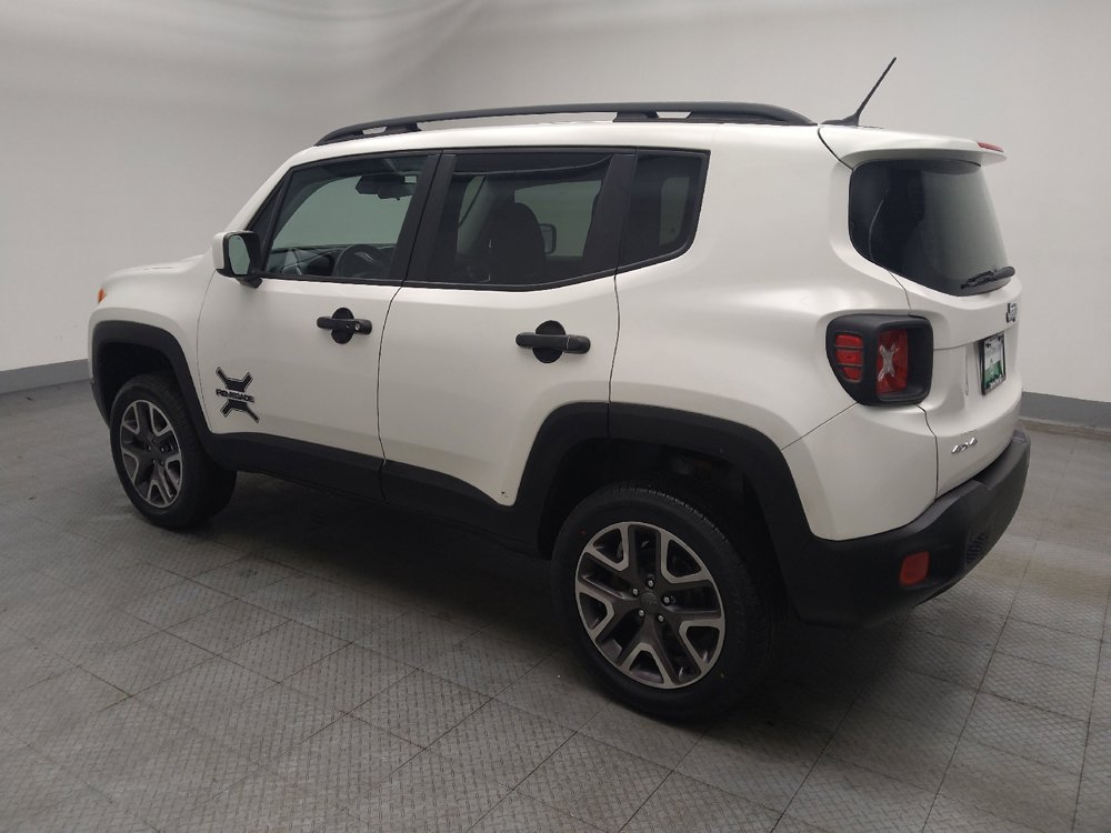 Used 2015 Jeep Renegade Latitude w/ Popular Equipment Group AWD/4WD image 3