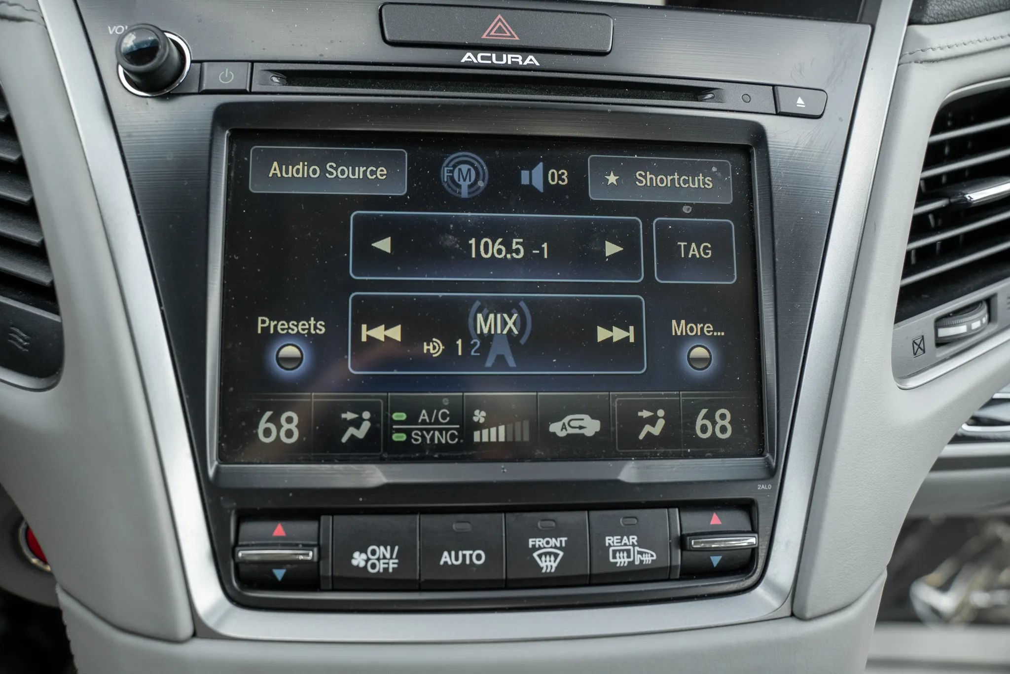 Used 2015 Acura RLX w/ Technology Package FWD image 24