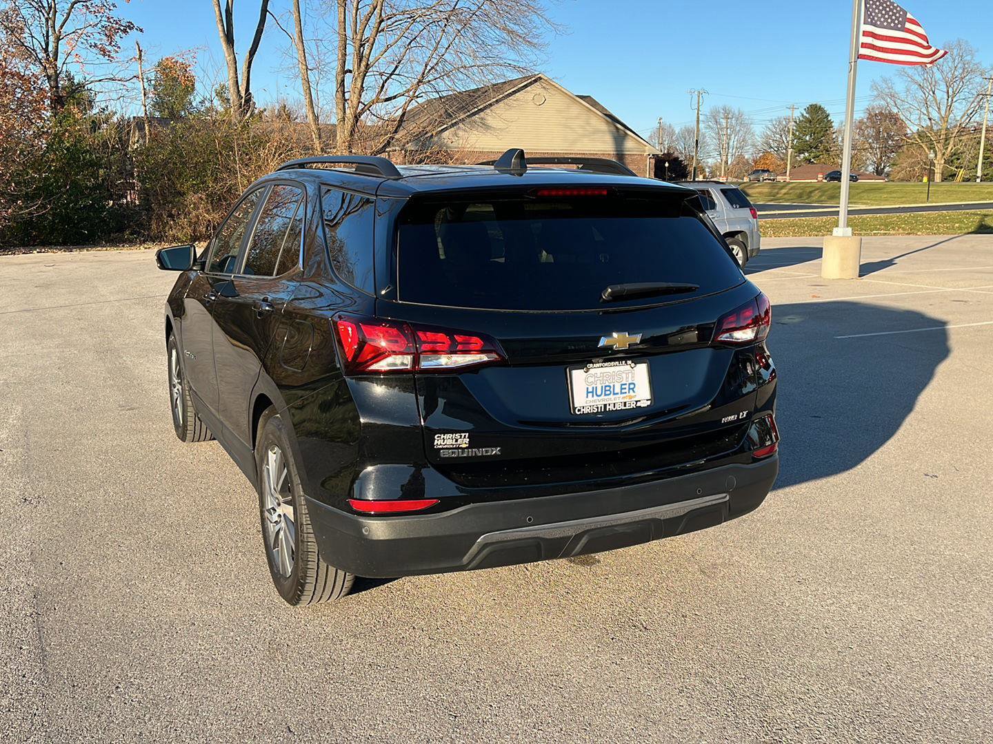 Used 2023 Chevrolet Equinox LT image 3