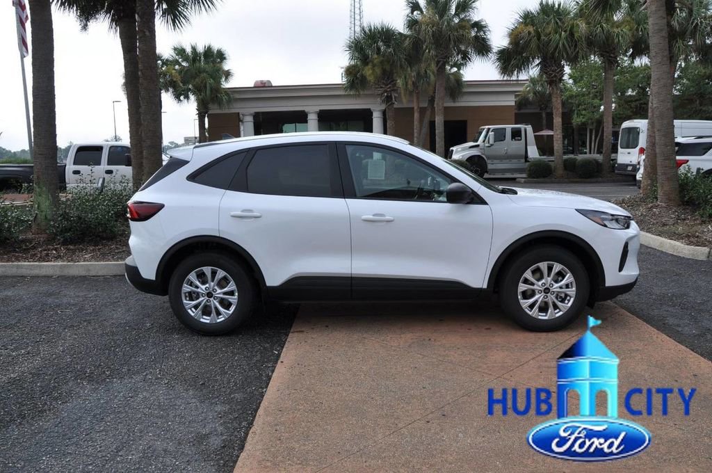 New 2026 Ford Escape Active image 6