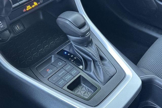Certified 2024 Toyota RAV4 LE image 28