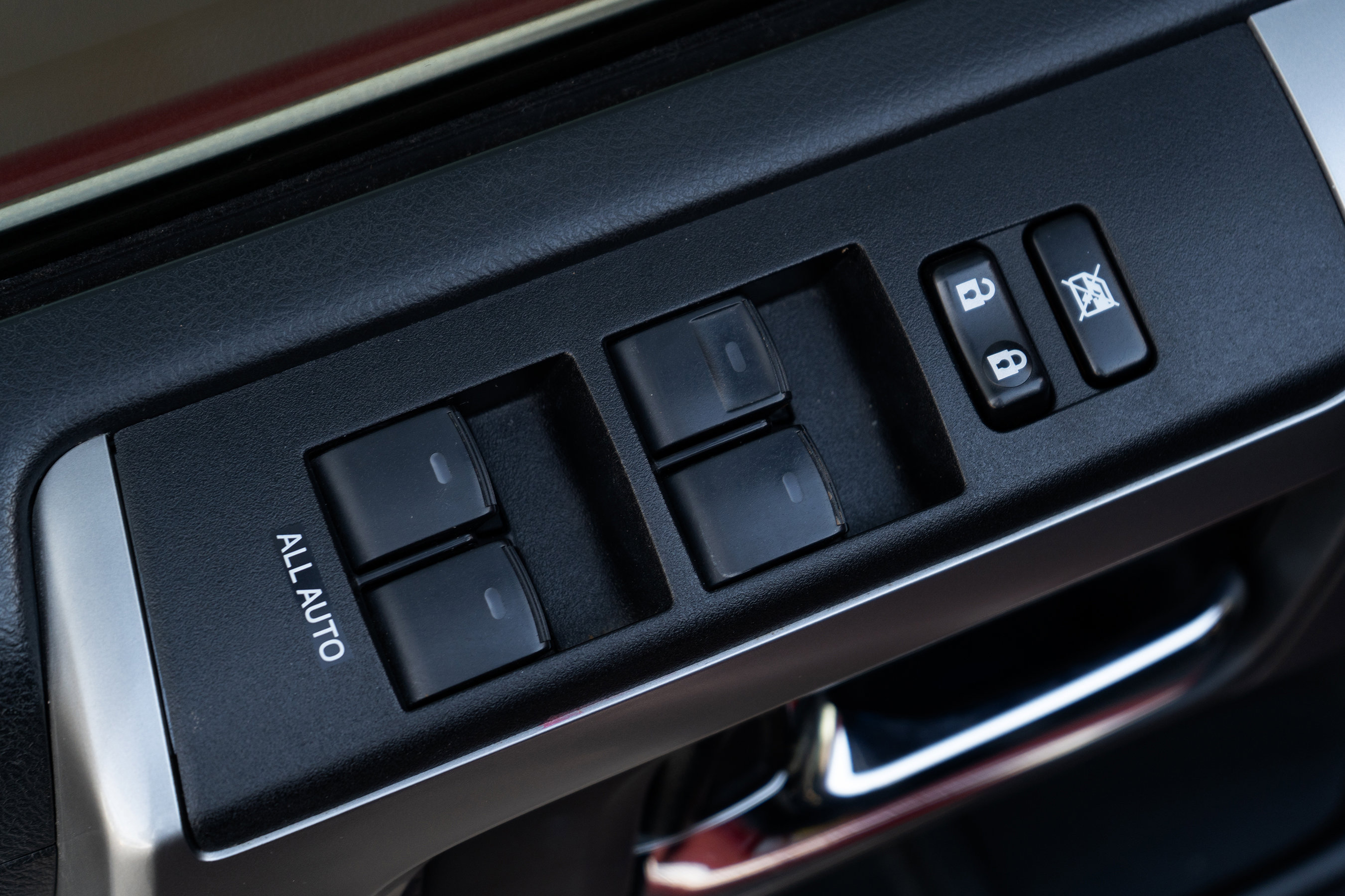 Used 2016 Toyota 4Runner Limited image 42