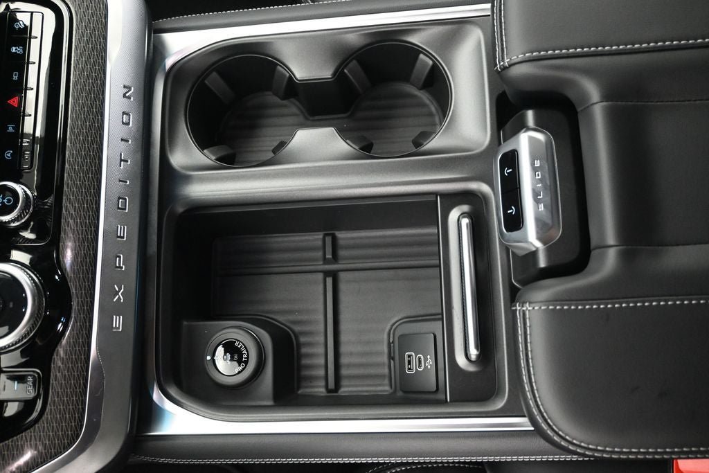 New 2026 Ford Expedition Platinum w/ Stealth Appearance Package AWD/4WD image 21