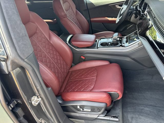 Used 2024 Audi SQ8 Prestige AWD/4WD image 16