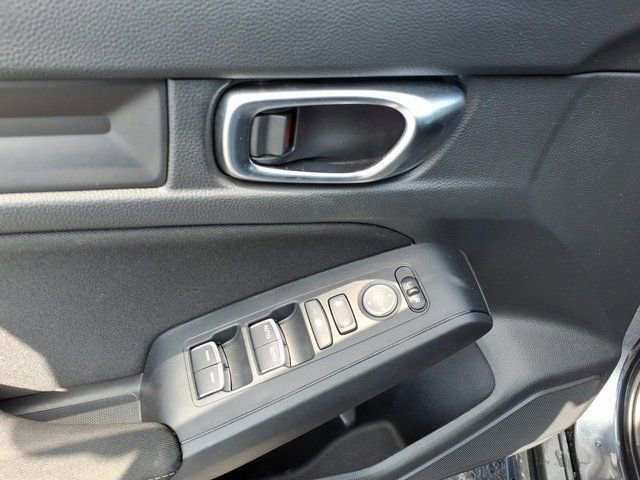 Used 2025 Honda Civic Sport image 3