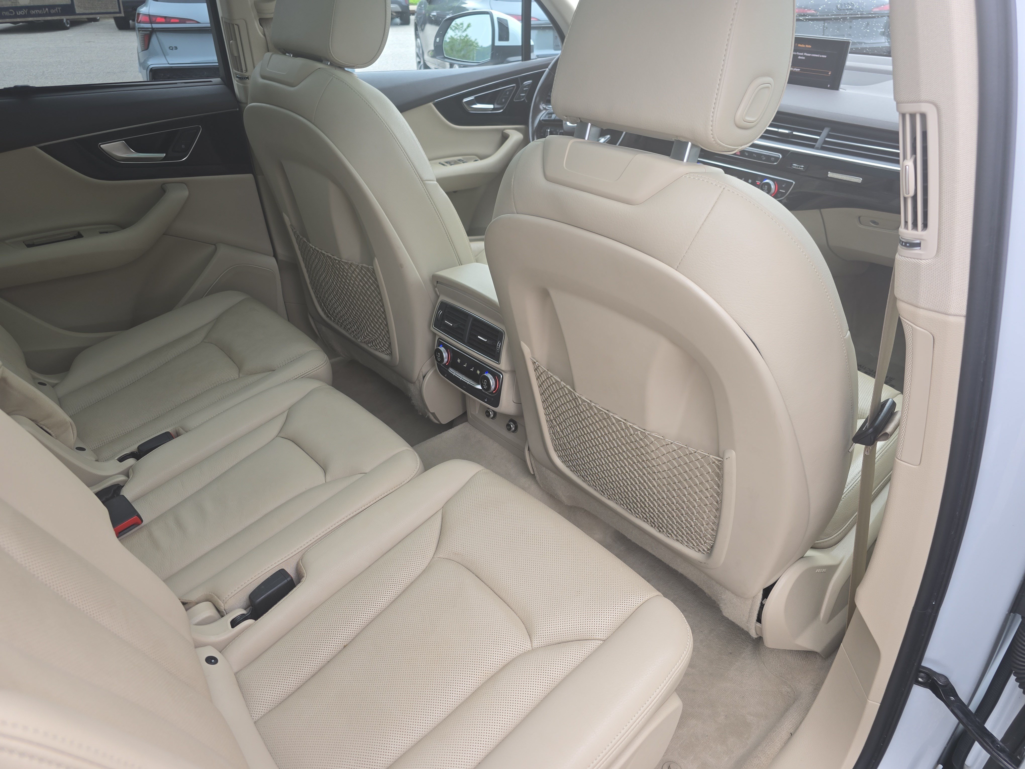 Used 2019 Audi Q7 3.0T Prestige w/ Prestige Package AWD/4WD image 11