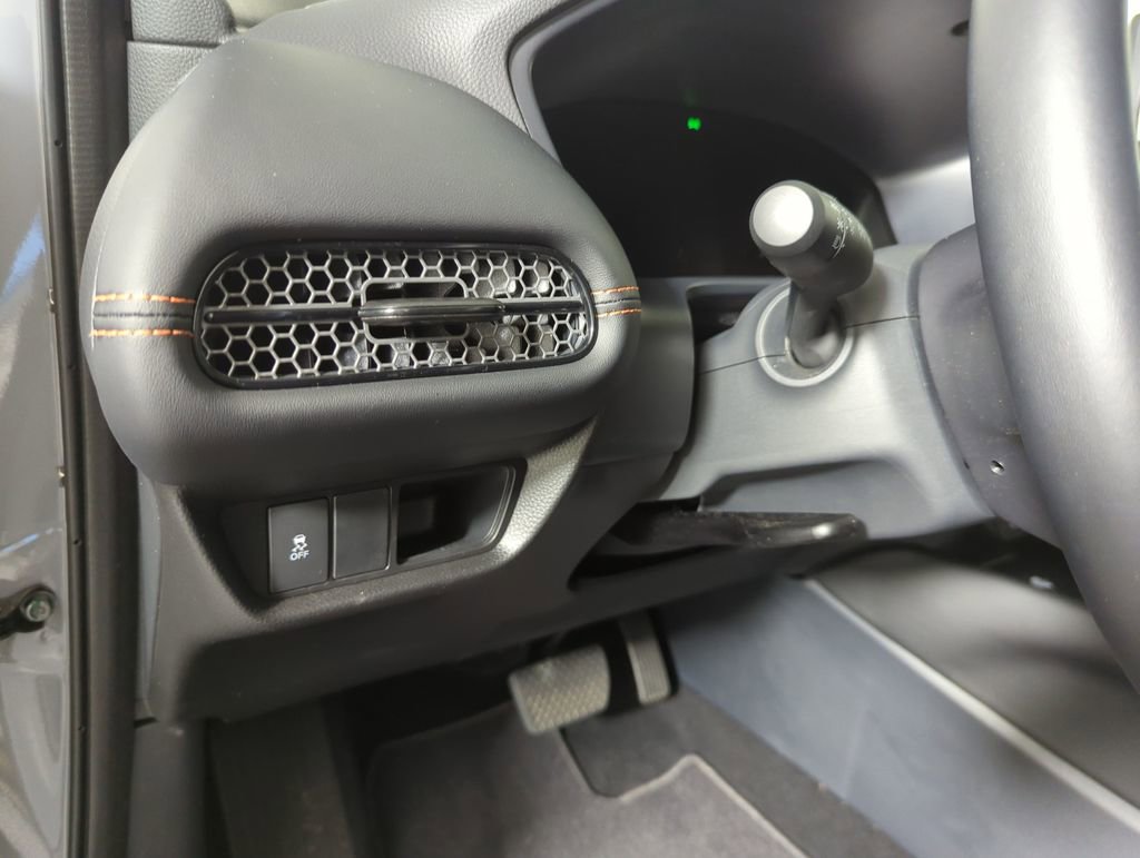 Certified 2026 Honda HR-V Sport image 27