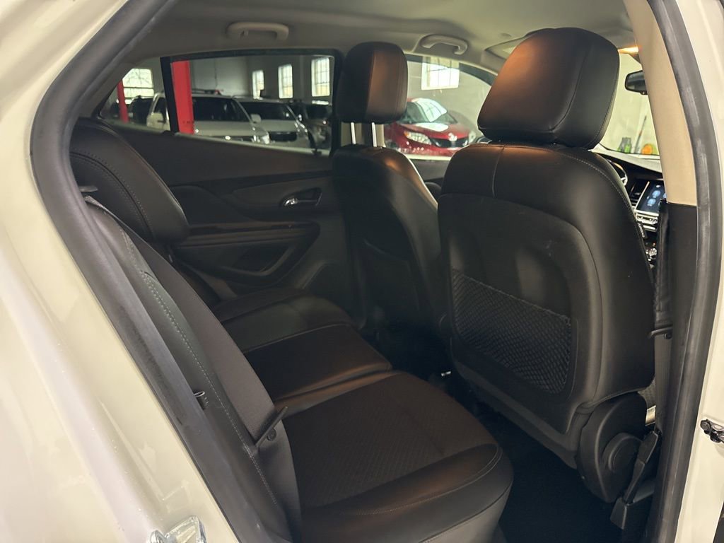 Used 2018 Buick Encore Preferred image 35