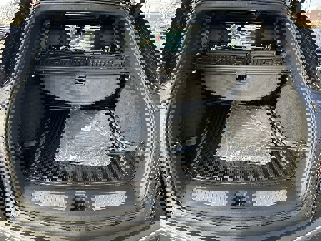 Used 2024 Cadillac XT5 Premium Luxury image 23