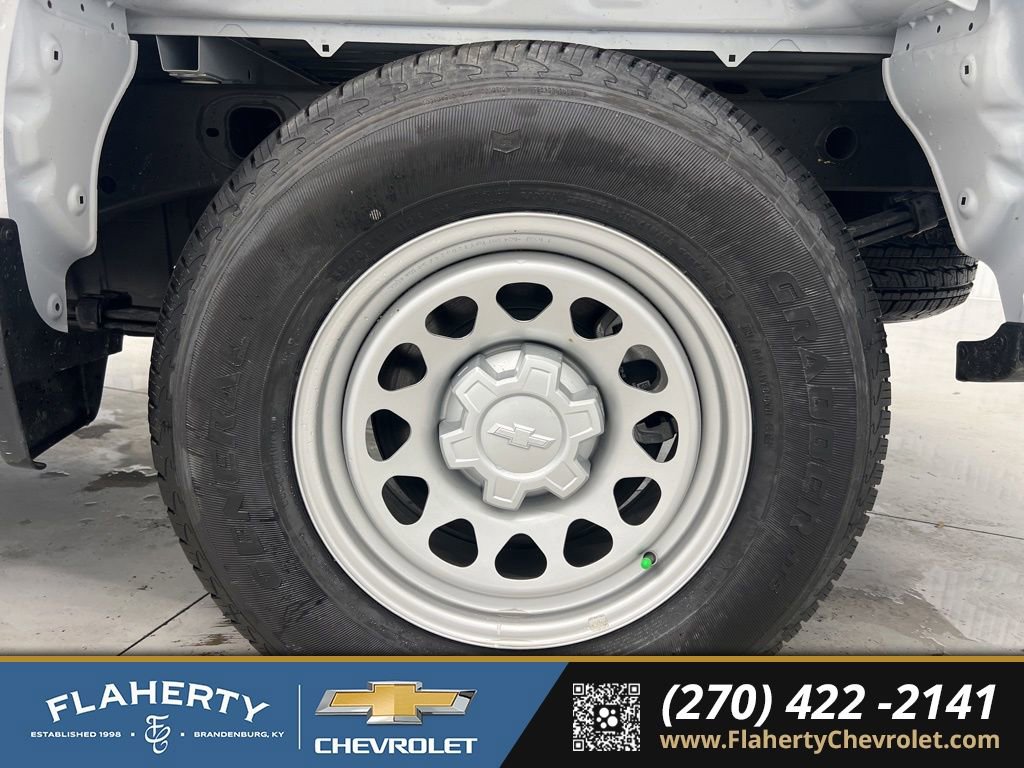 Used 2025 Chevrolet Silverado 1500 W/T image 14