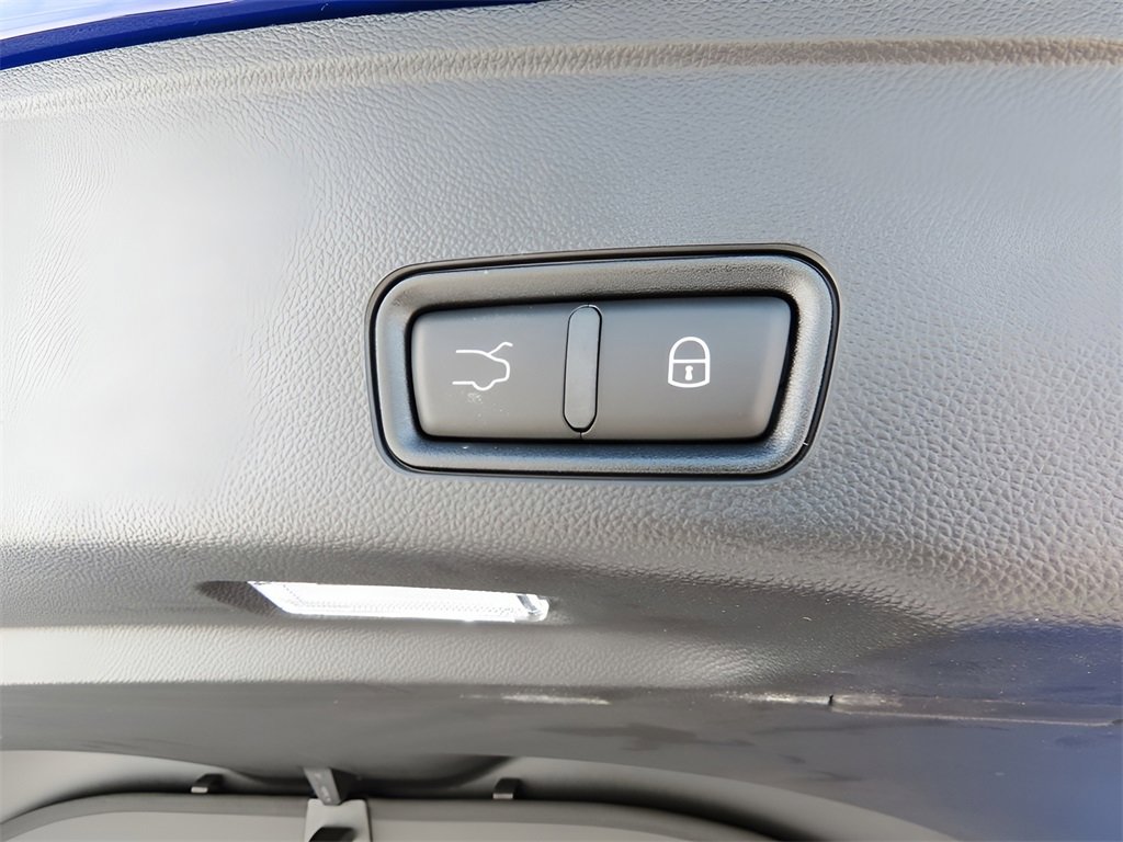 New 2024 Maserati Grecale GT image 24