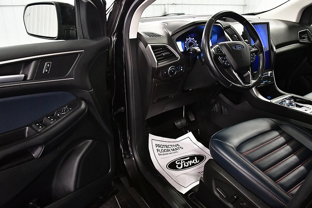 Used 2023 Ford Edge SEL w/ Sport Appearance Package AWD/4WD image 17
