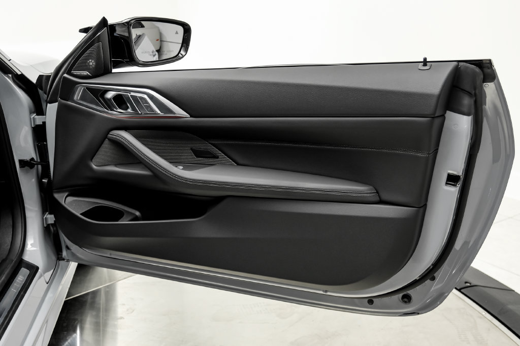 Used 2025 BMW M440i Coupe w/ Premium Package RWD image 53