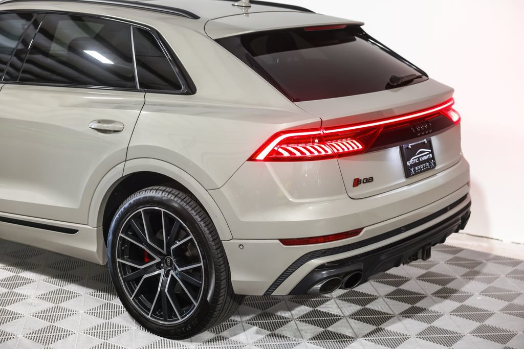 Used 2021 Audi SQ8 Prestige AWD/4WD image 18
